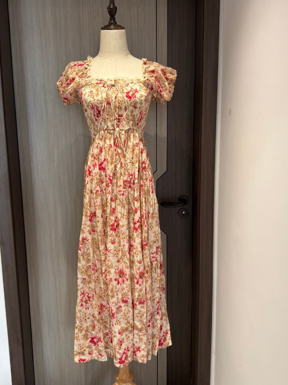 Doen Stanza lace-trimmed floral-print organic cotton-voile midi dress - Picture 3 of 10